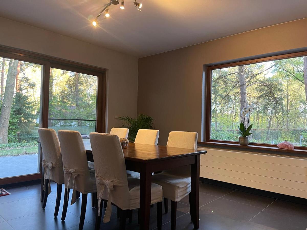 Sterrenheide Villa Heusden-Zolder Buitenkant foto