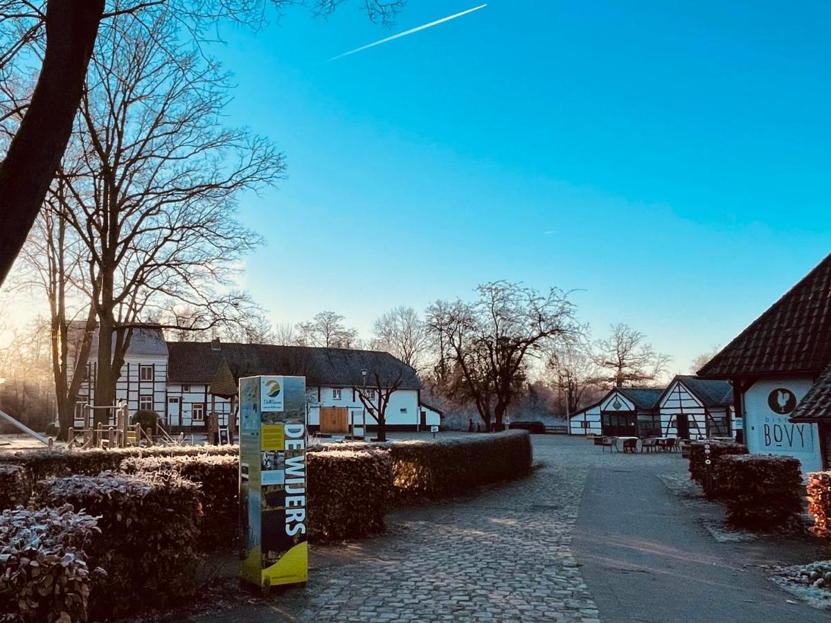 Sterrenheide Villa Heusden-Zolder Buitenkant foto